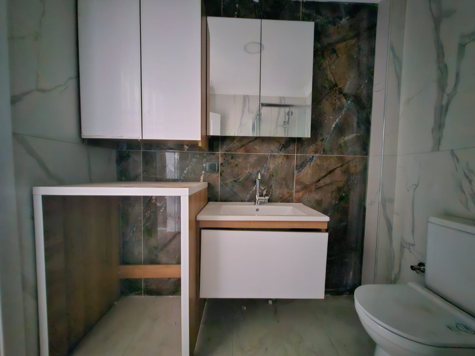 ÖMÜR'DEN OKSİJEN DEPOSU ZEYTİNLİDE ÖN CEPHE 2+1 SATILIK DAİRE görsel 5