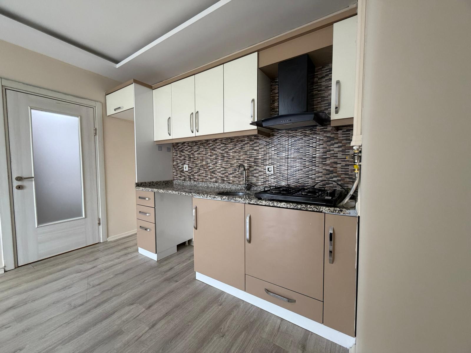 ÖMÜR'DEN ALTINKUMDA ÖN CEPHE D.KOMBİLİ 1+1 FIRSAT SATILIK DAİRE görsel 19