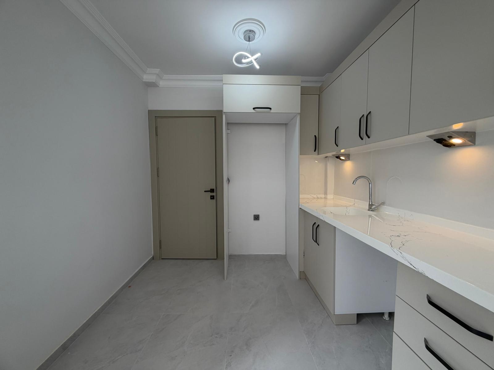 ÖMÜR'DEN ALTINKUMUN KALBİNDE DENİZE 200M 2+1 SATILIK DAİRE görsel 16