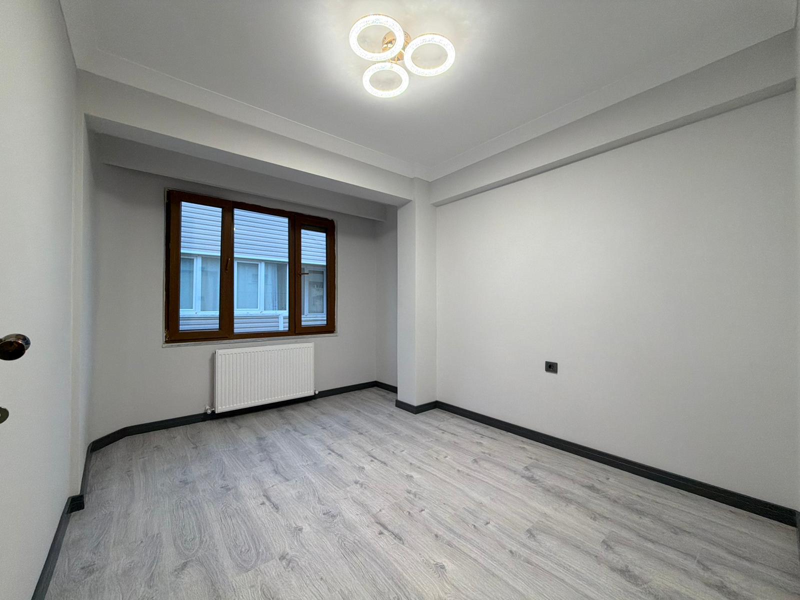 ÖMÜRDEN AKÇAYDA DENİZE 50M ZARAFETLE YENİLENMİŞ 3+1 MÜSTAKİL EV görsel 18