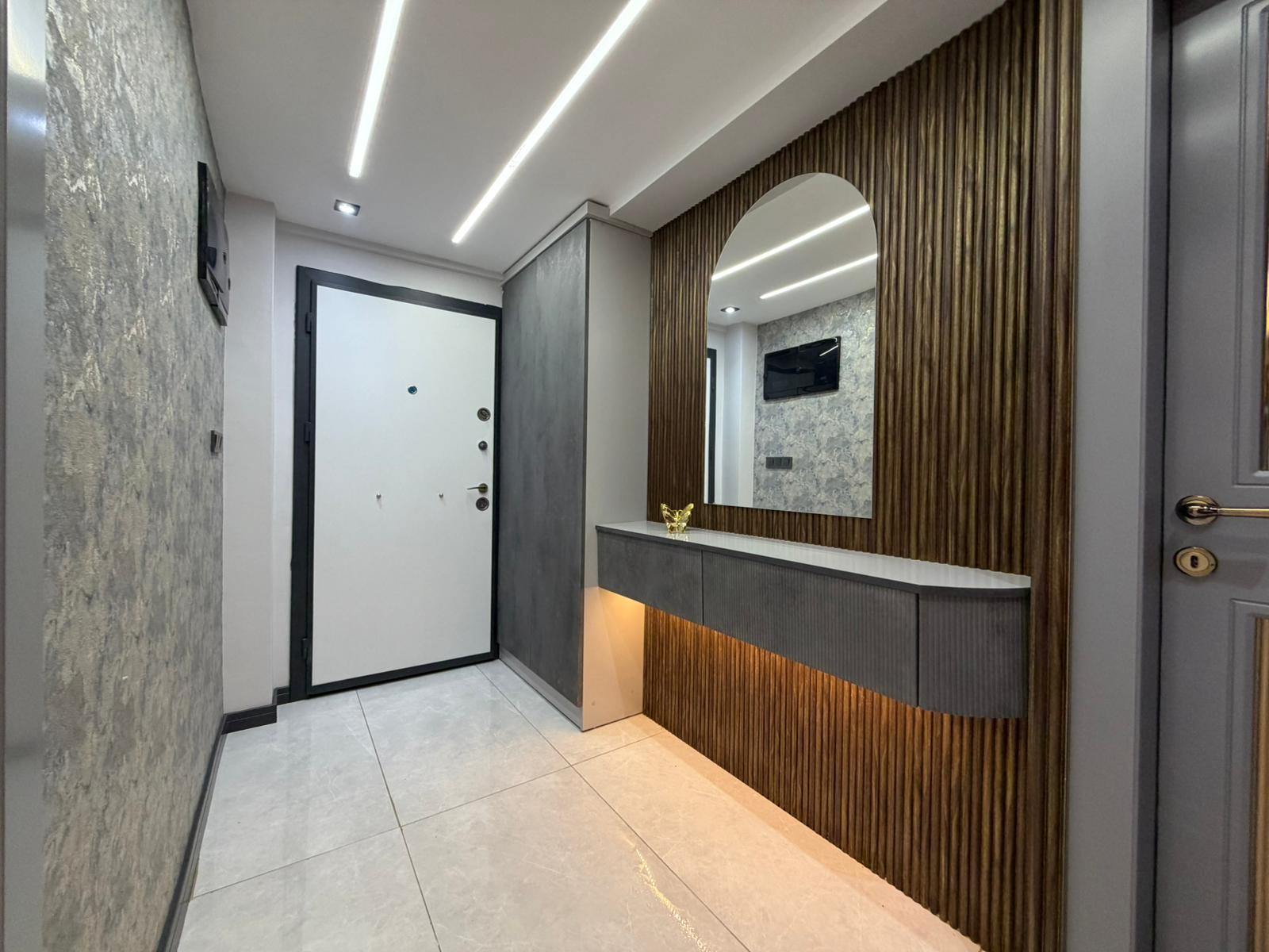 ÖMÜRDEN AKÇAYDA DENİZE 50M ZARAFETLE YENİLENMİŞ 3+1 MÜSTAKİL EV görsel 52