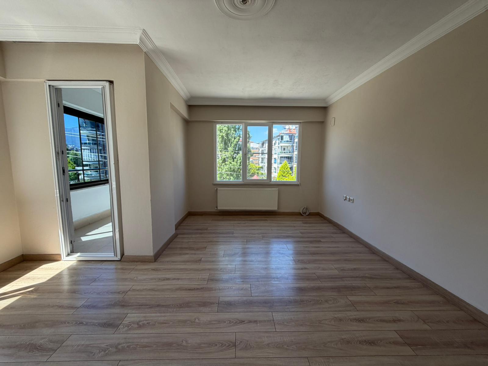 ÖMÜR'DEN İKİZÇAYDA ASANSÖRLÜ ARAKAT ÖN CEPHE 3+1 SATILIK DAİRE görsel 4