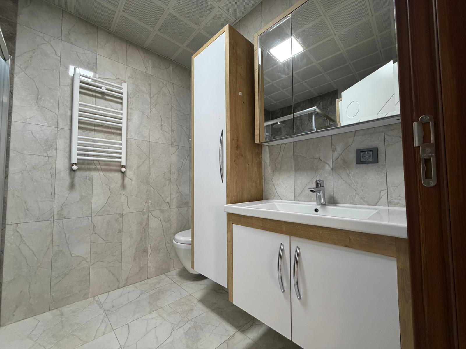 ÖMÜR'DEN HAVUZLU SİTE İÇİNDE 5 YAŞINDA 2+1 SATILIK DAİRE görsel 21