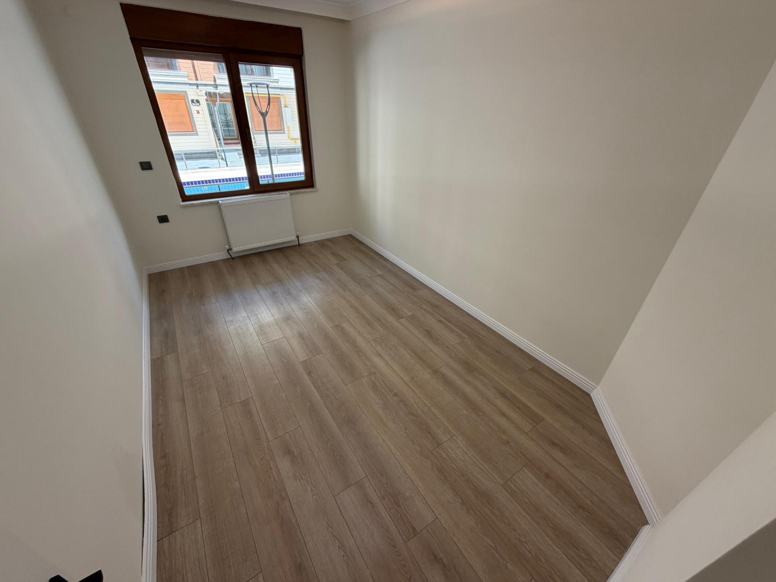 ÖMÜR'DEN HAVUZLU SİTE İÇİNDE 5 YAŞINDA 2+1 SATILIK DAİRE görsel 24
