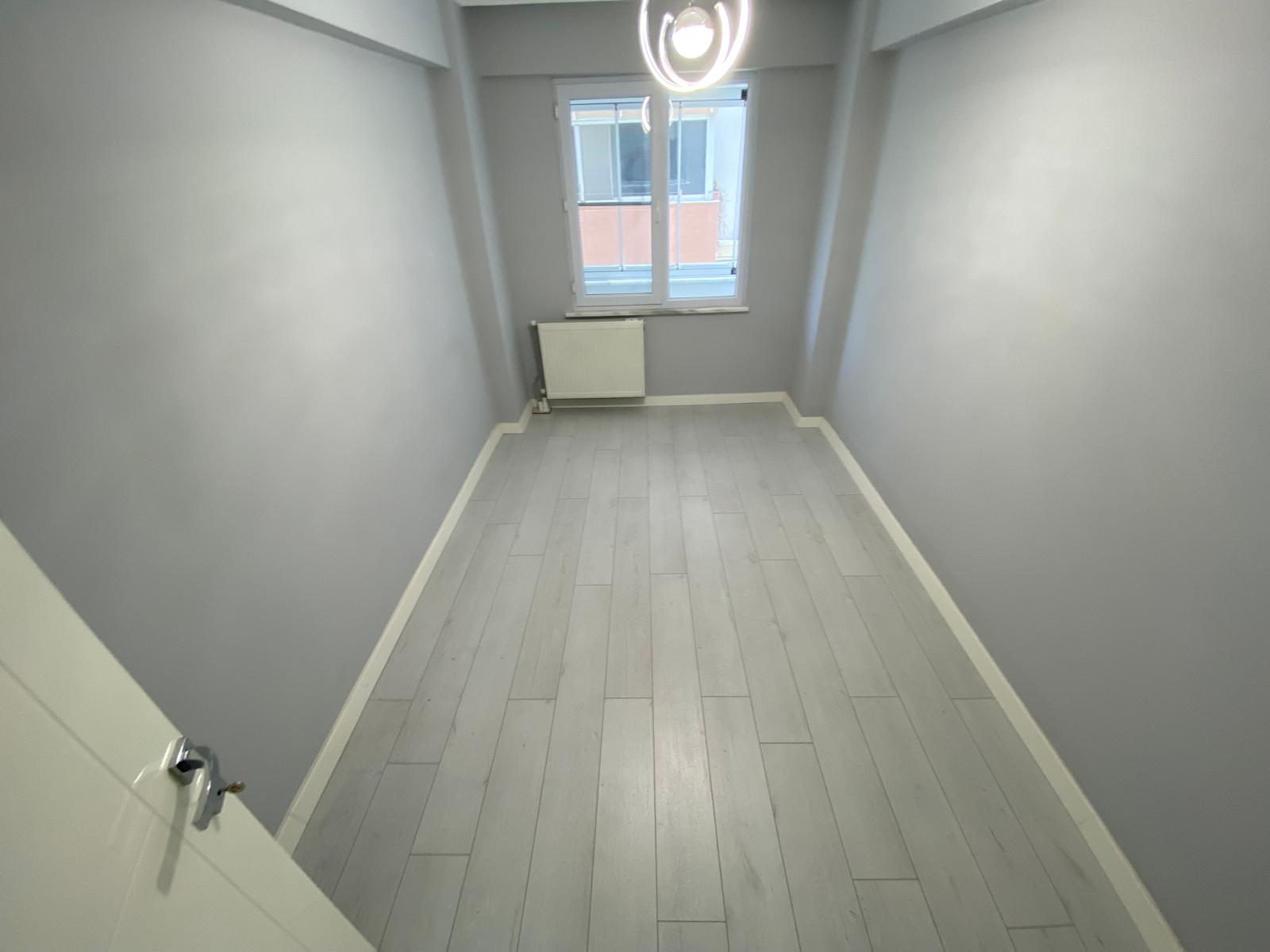 ÖMÜR'DEN HER DETAYIYLA YENİLENMİŞ GENİŞ 3+1 SATILIK DAİRE görsel 12