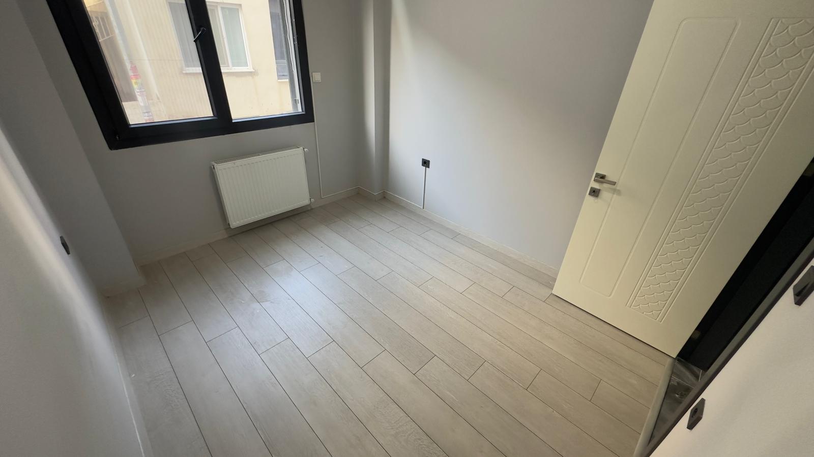 ÖMÜR'DEN AKÇAY MERKEZDE 2 YAŞINDA FIRSAT 1+1 SATILIK DAİRE görsel 7