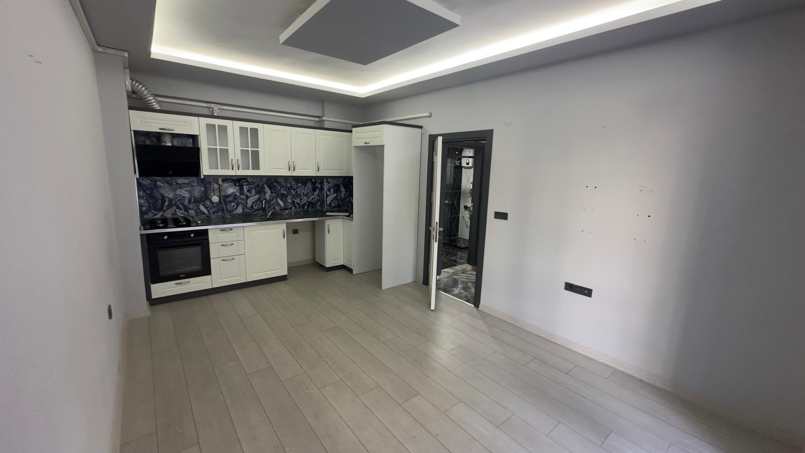 ÖMÜR'DEN AKÇAY MERKEZDE 2 YAŞINDA FIRSAT 1+1 SATILIK DAİRE görsel 13