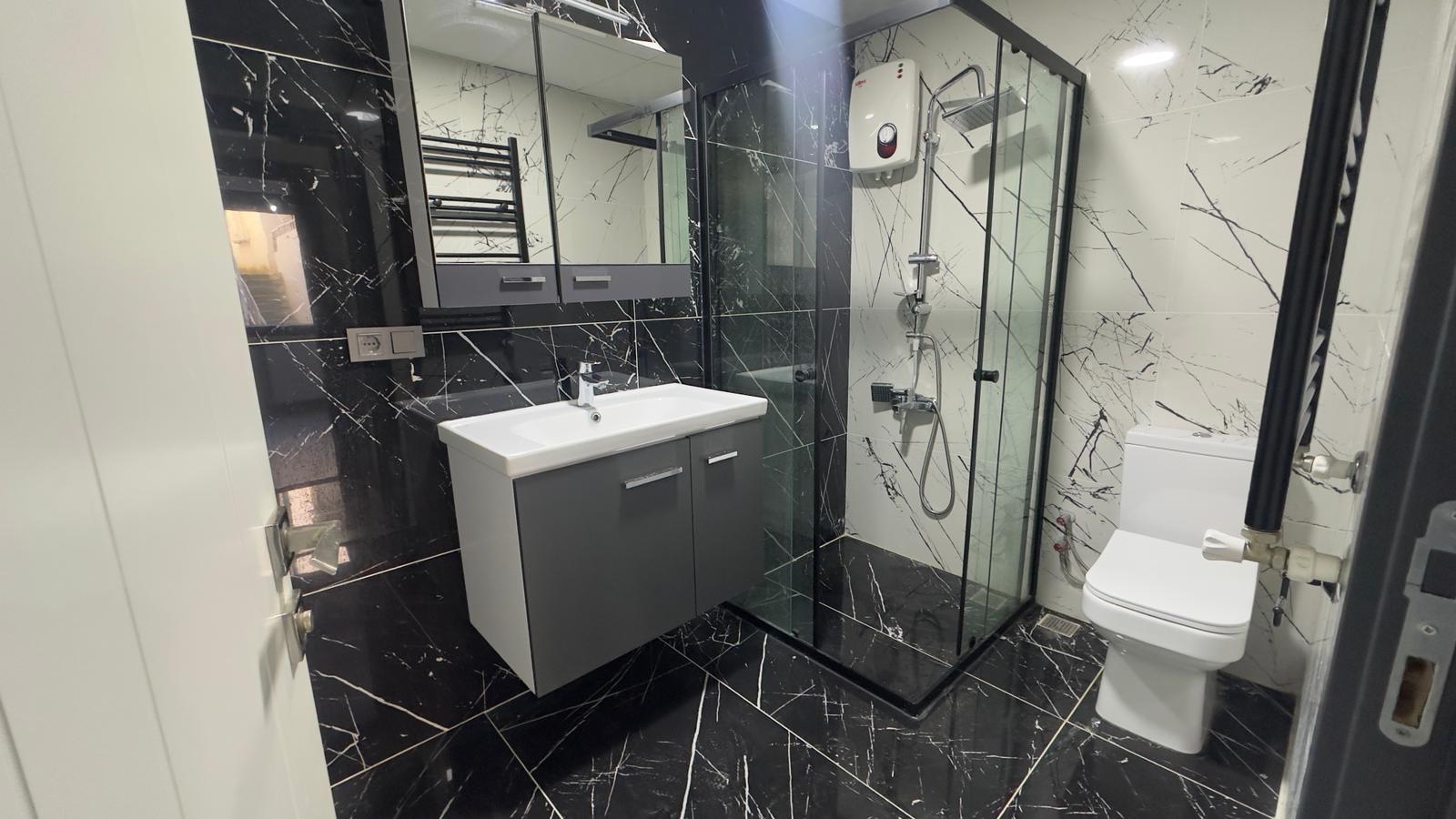 ÖMÜR'DEN AKÇAY MERKEZDE 2 YAŞINDA FIRSAT 1+1 SATILIK DAİRE görsel 27