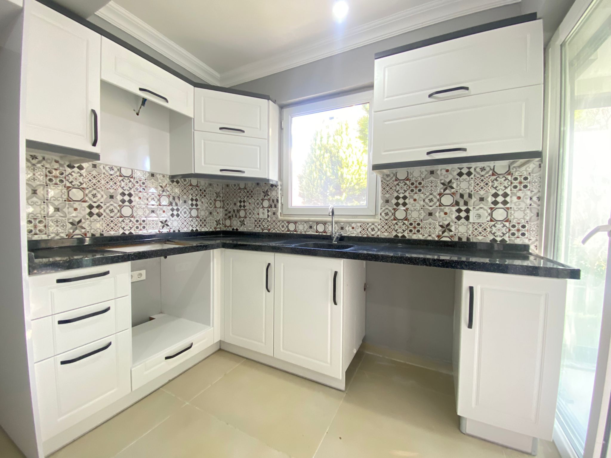 ÖMÜR'DEN KIZILKEÇİLİDE AYRI MUTFAK 3+1 SATILIK MUSTAKİL TRIPLEX görsel 49