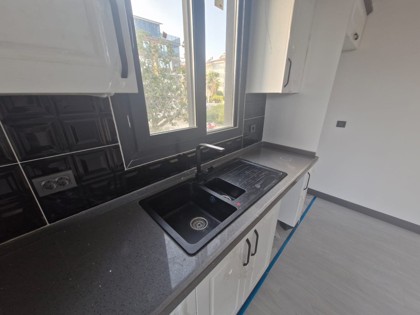 ÖMÜR'DEN DENİZE 500M BAHÇE KULLANIMLI 1+1 SATILIK DAİRE görsel 19