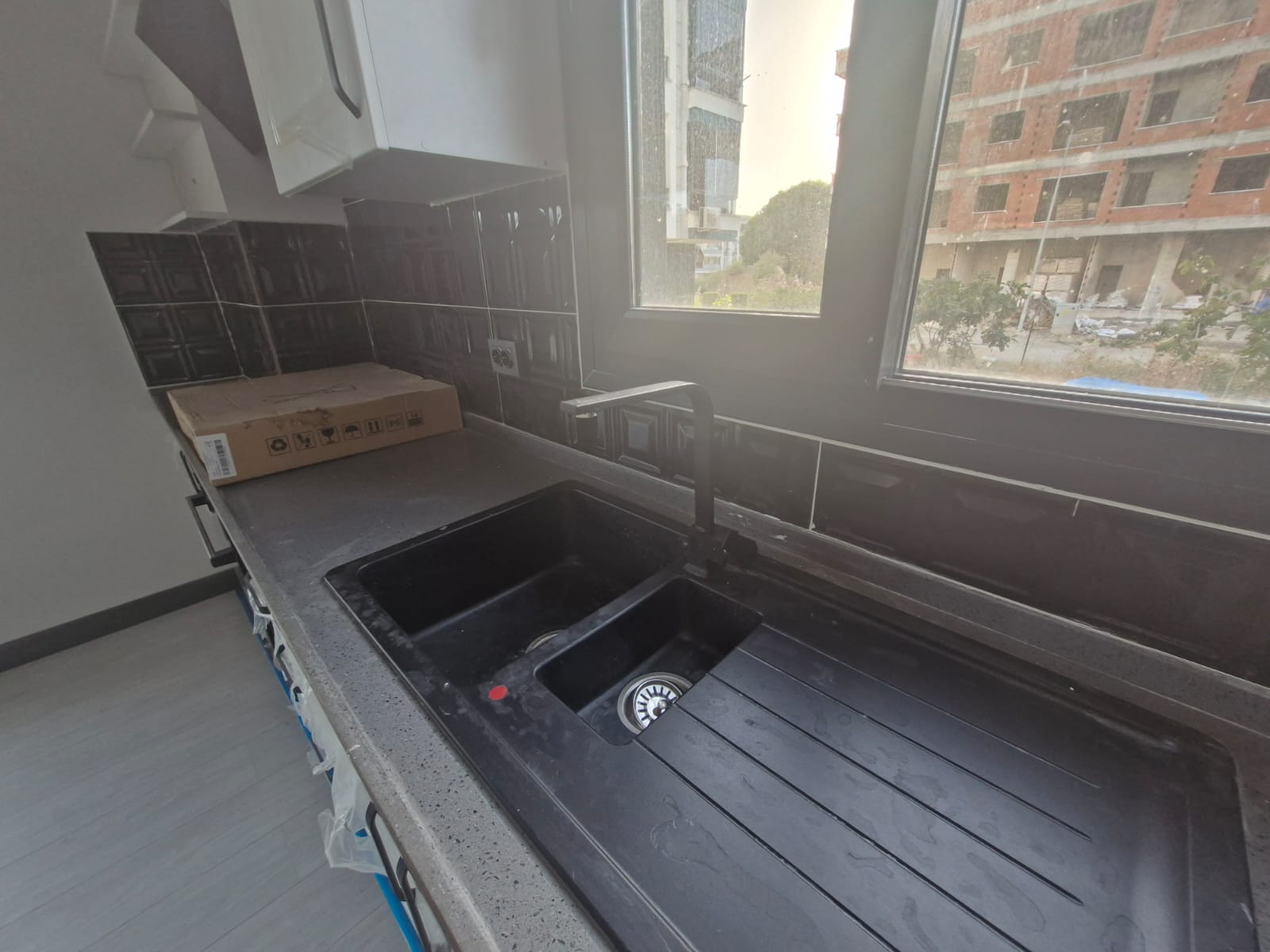 ÖMÜR'DEN DENİZE 500M BAHÇE KULLANIMLI 1+1 SATILIK DAİRE görsel 51