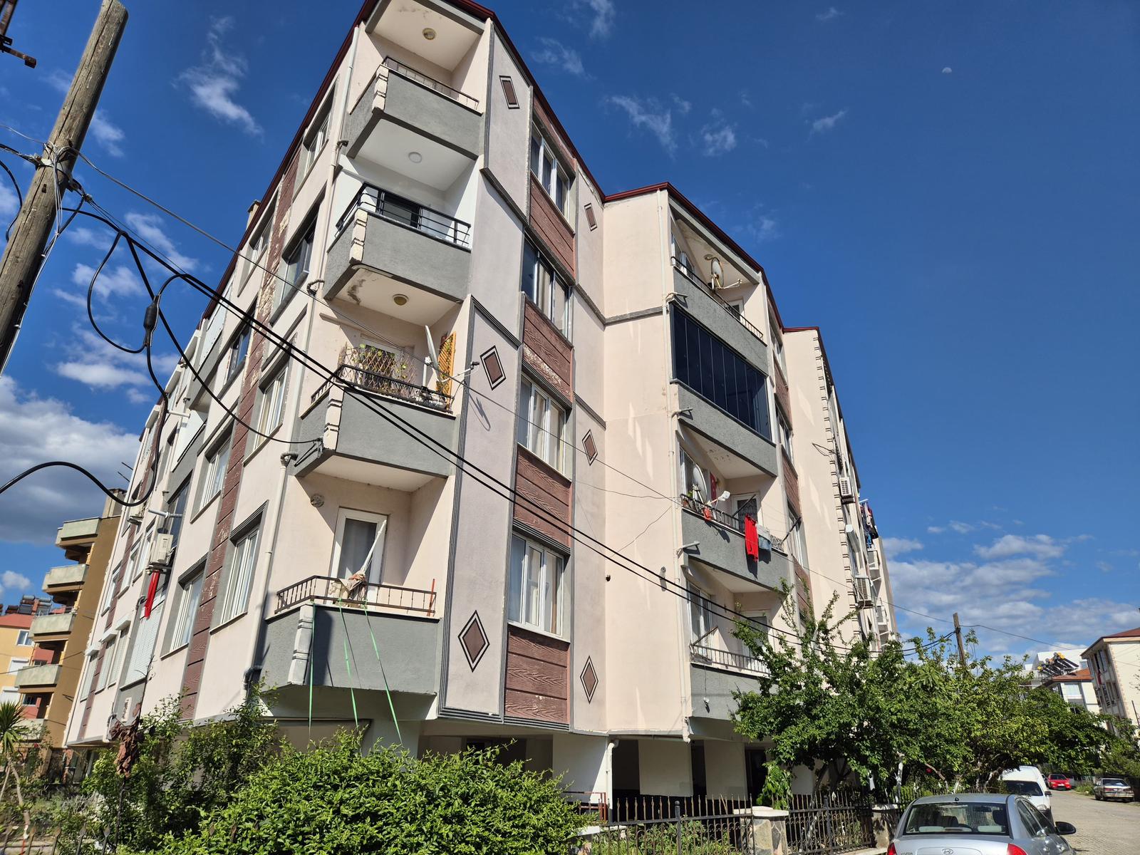 ÖMÜR'DEN AKÇAYDA ÖN CEPHE ARAKAT LÜX YAPILI 2+1 SATILIK DAİRE görsel 28