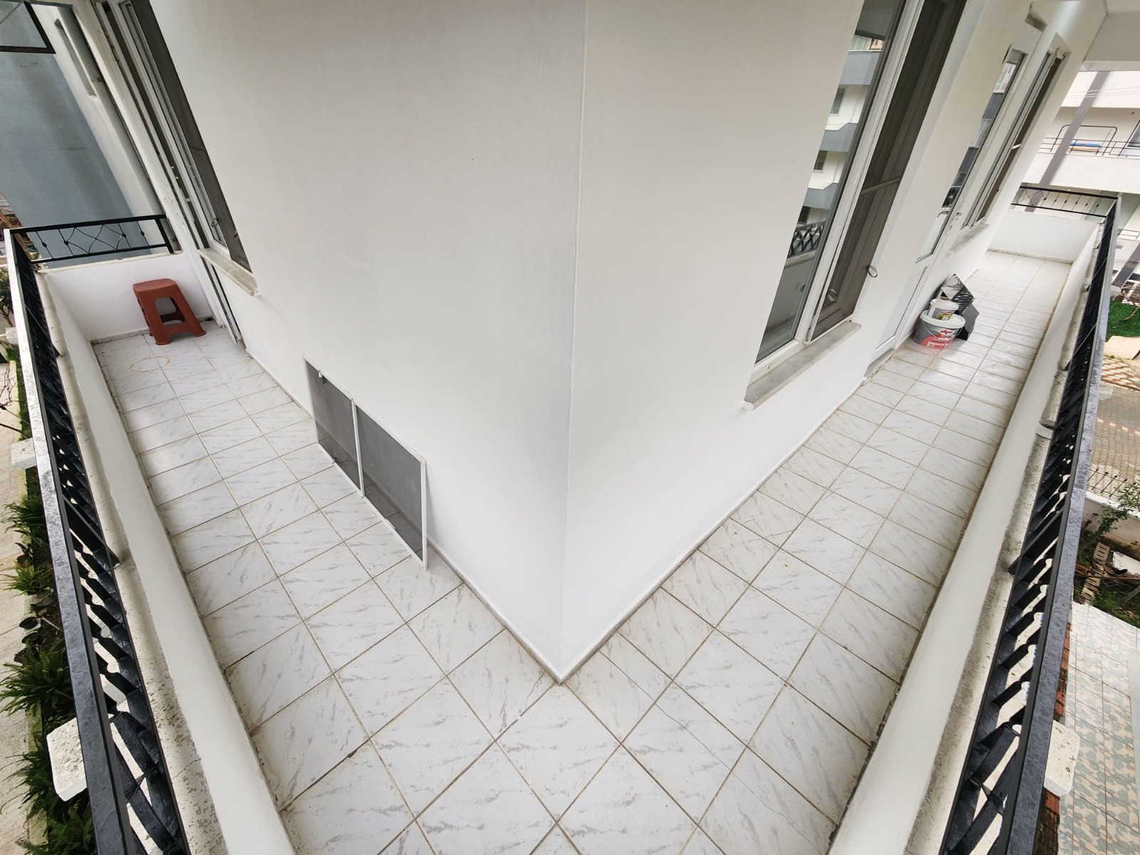 ÖMÜR'DEN AKÇAYDA ÖN CEPHE ARAKAT LÜX YAPILI 2+1 SATILIK DAİRE görsel 12