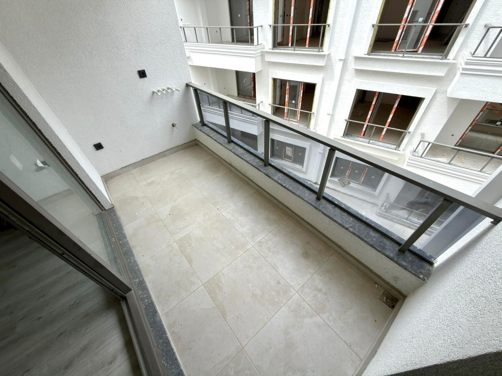 ÖMÜR'DEN İKİZÇAYDA HAVUZLU SİTE İÇİNDE SIFIR 1+1 SATILIK DAİRE görsel 5