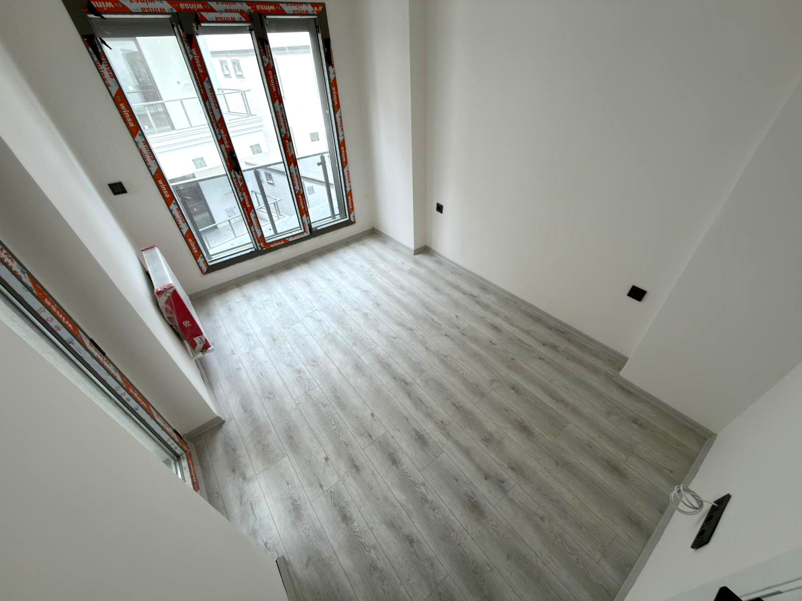 ÖMÜR'DEN İKİZÇAYDA HAVUZLU SİTE İÇİNDE SIFIR 1+1 SATILIK DAİRE görsel 19