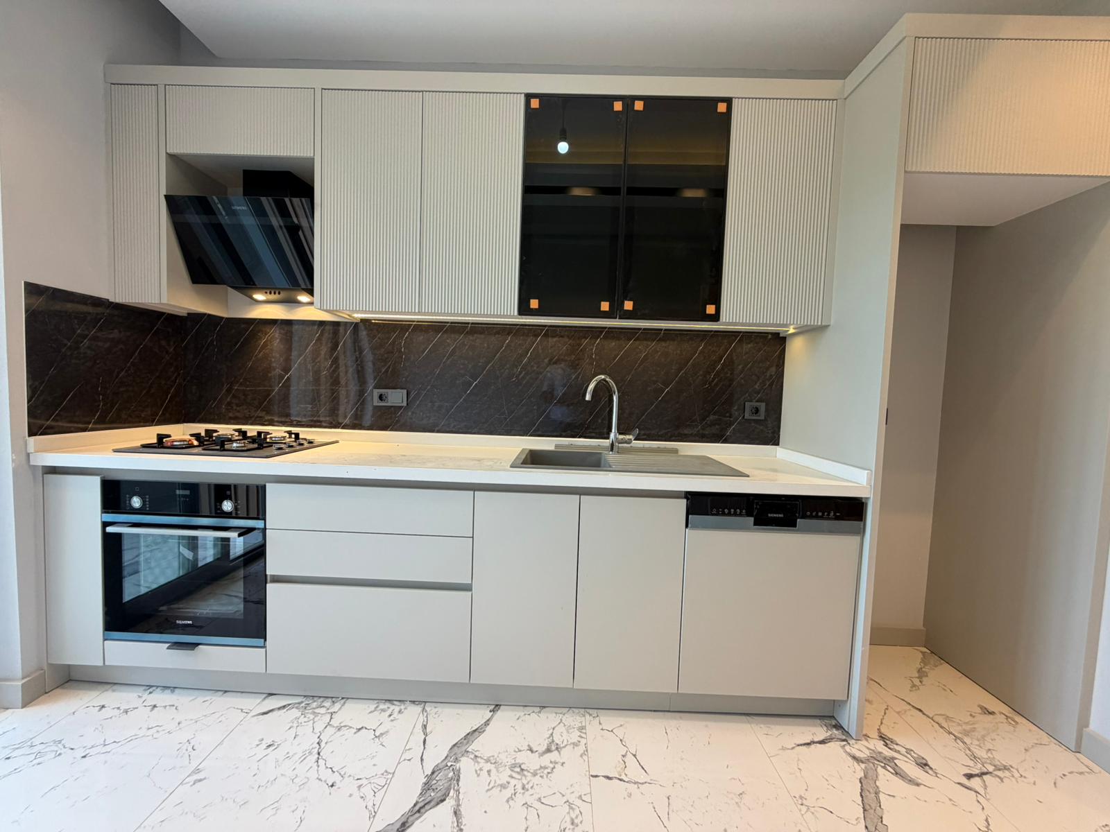 ÖMÜR'DEN ALTINKUMDA ÖN CEPHE EBEVEYN BANYOLU 2+1 SATILIK DAİRE görsel 5