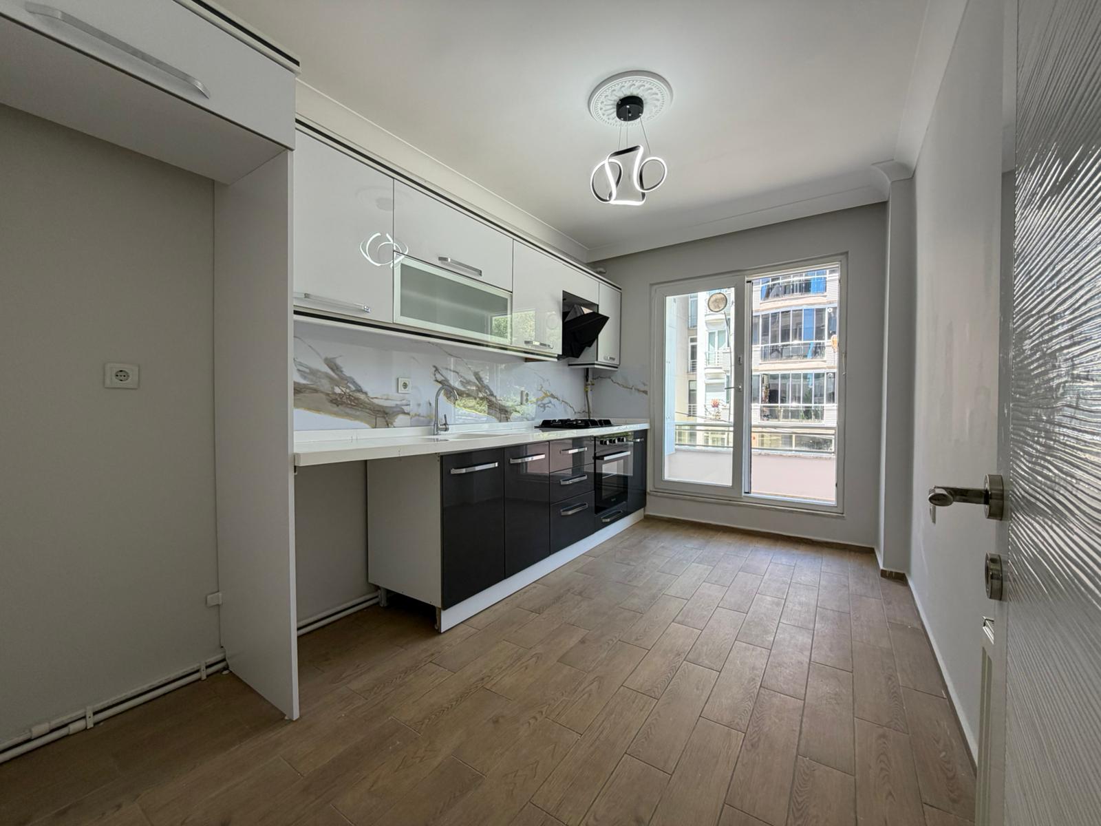 ÖMÜR'DEN İKİZÇAYDA GENÇ BİNADA 2+1 KOMBİLİ SATILIK DAİRE görsel 34